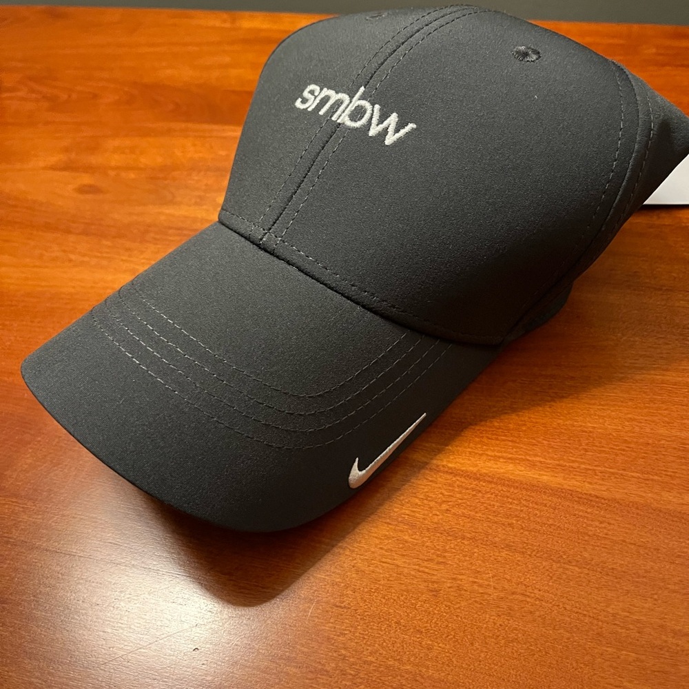🆕 NWT Nike Gray Dri-FIT Club Cap (M/L)